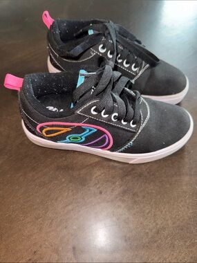 Girls Black Heelys